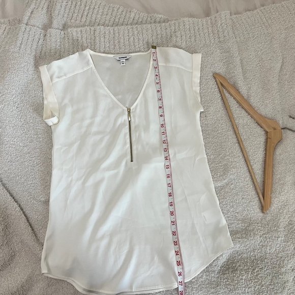 Express Blouse - White - Picture 3 of 4